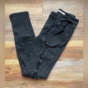 Levi’s Black Distressed Jeans